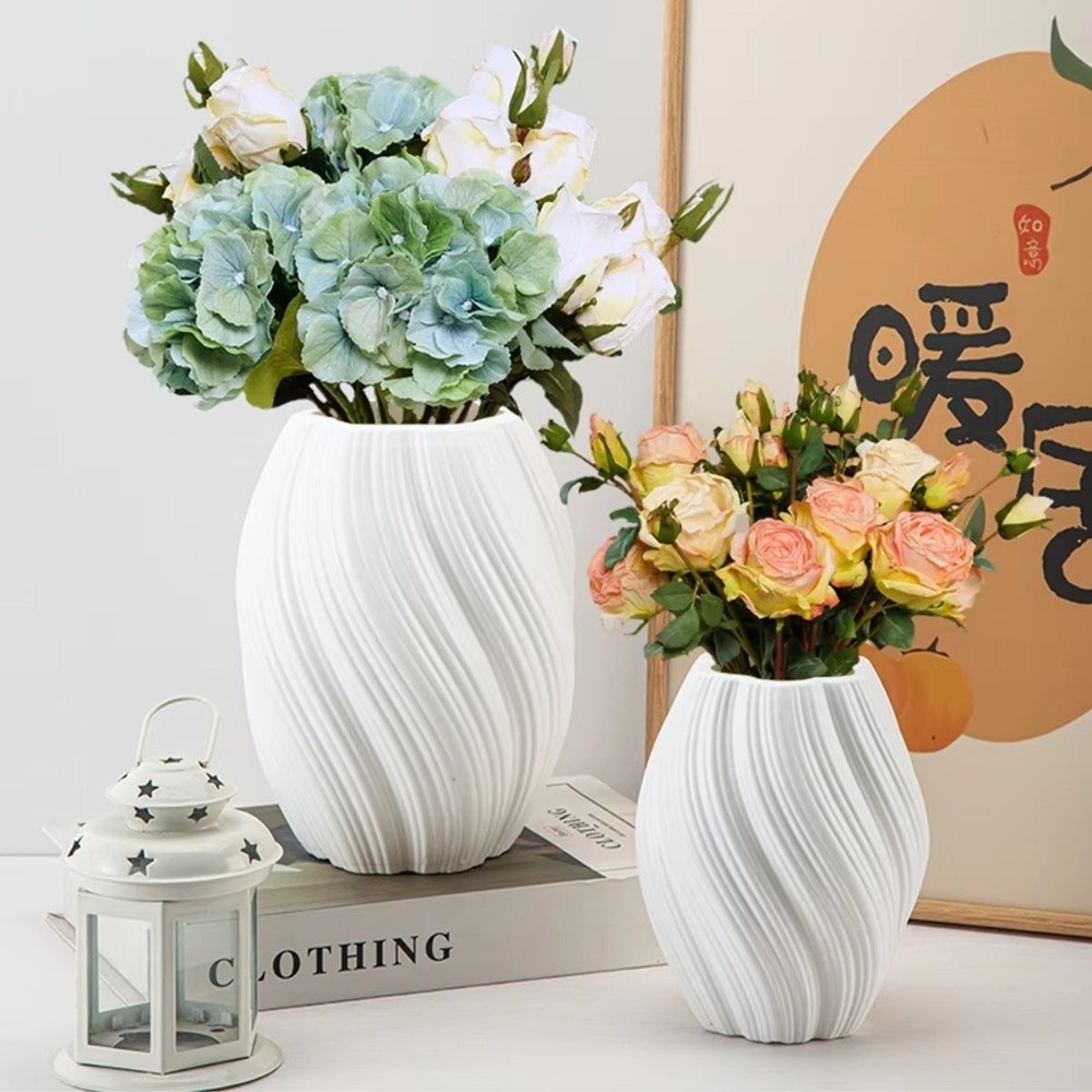 Nordic Wave Shaped Plastic Vas - Home Decor Center 评论和价格